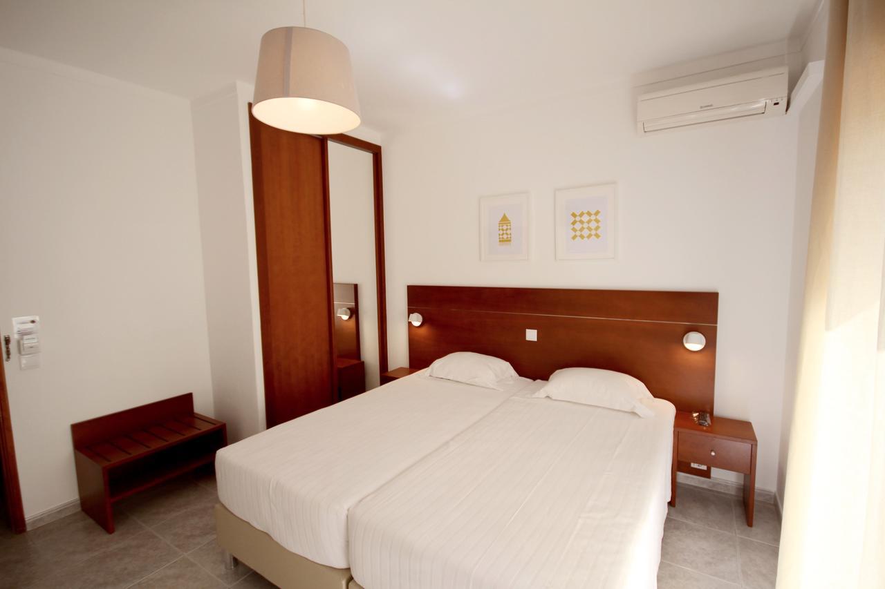 Hospedaria Buganvilia ألفور المظهر الخارجي الصورة